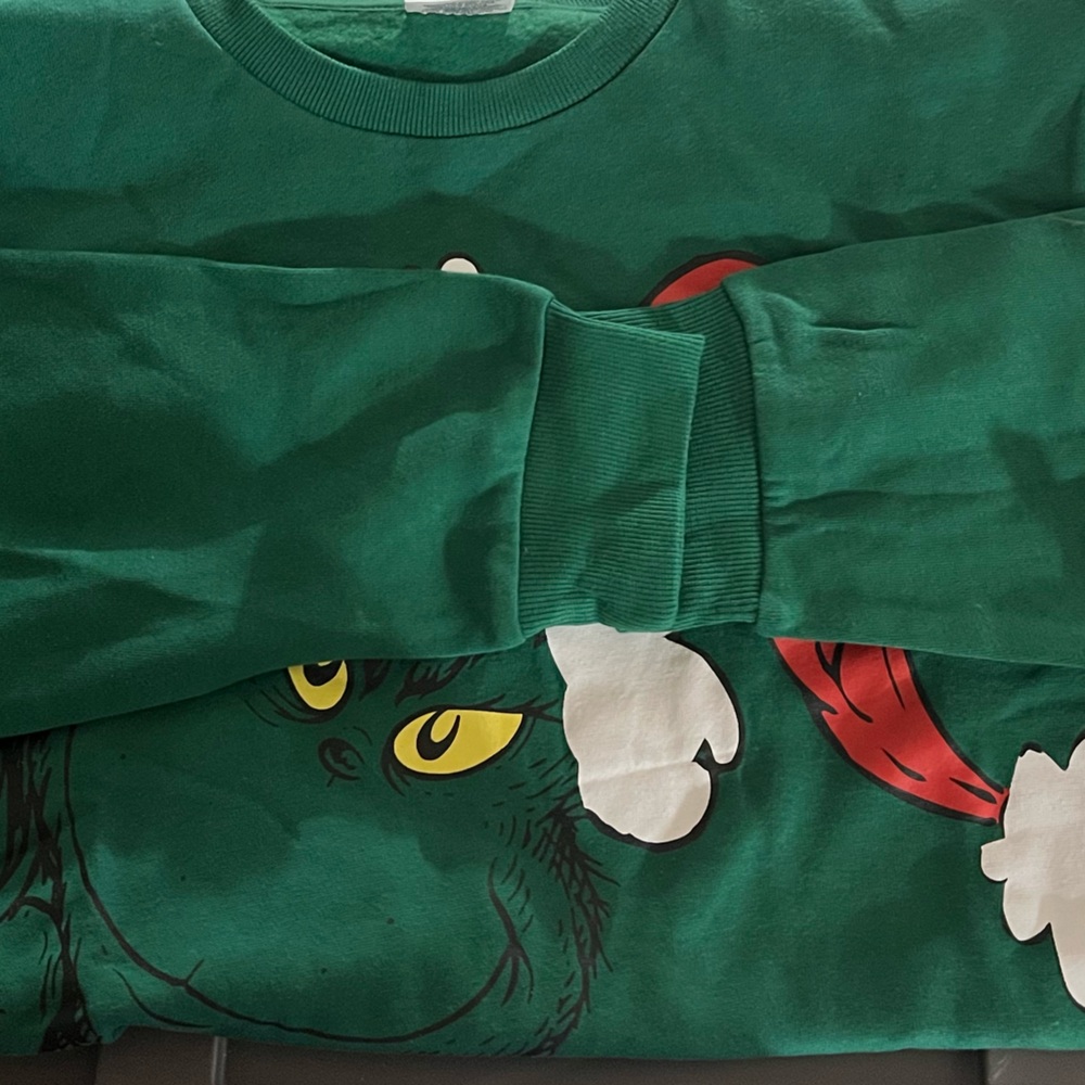 3/$15 Sale Grinch pullover sweater